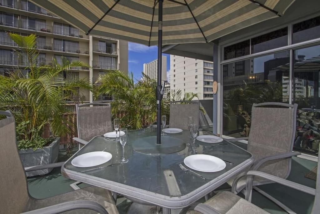 Hawaiian King Aparthotel Honolulu Exterior foto